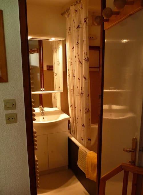 Face A La Montagne Apartamento