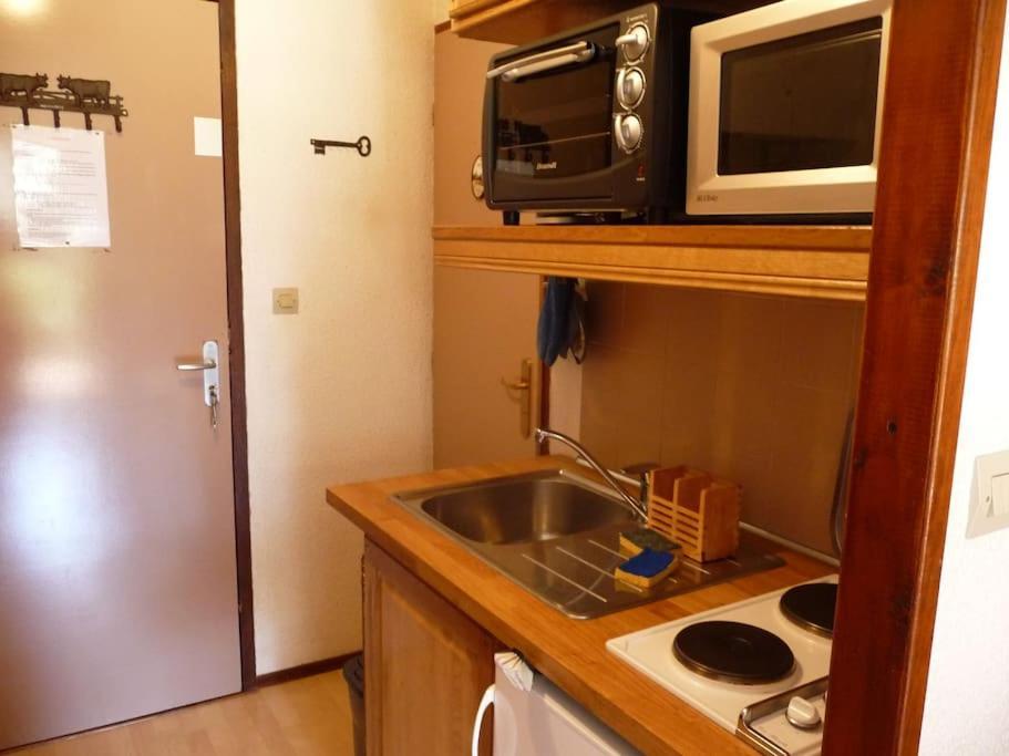 Face A La Montagne Apartment